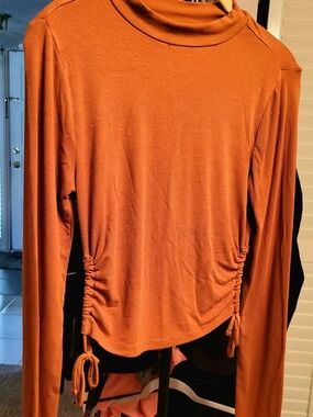 Drawstring Side-Ruched Long Sleeve Mock Neck Top - Rust